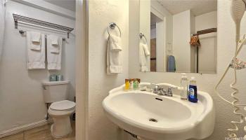 Waikiki Grand Hotel condo # 802, Honolulu, Hawaii - photo 5 of 24