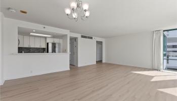 Uraku Tower Hawaii condo # 10C, Honolulu, Hawaii - photo 5 of 25