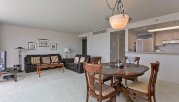 Uraku Tower Hawaii condo # 12D, Honolulu, Hawaii - photo 5 of 17