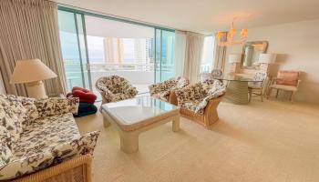 Uraku Tower Hawaii condo # 16A, Honolulu, Hawaii - photo 2 of 25