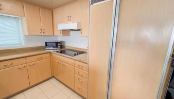 Uraku Tower Hawaii condo # 16A, Honolulu, Hawaii - photo 6 of 25