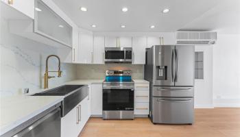 1350 Ala Moana condo # 1811, Honolulu, Hawaii - photo 3 of 22