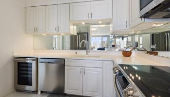 1350 Ala Moana condo # 3106, Honolulu, Hawaii - photo 4 of 23