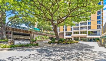 1350 Ala Moana condo # 810, Honolulu, Hawaii - photo 2 of 25