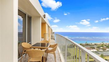 1350 Ala Moana condo # PH7, Honolulu, Hawaii - photo 5 of 20 1350 Ala Moana condo # PH7, Honolulu, Hawaii - photo 5 of 20