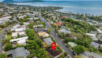1350  Laukahi Street Waialae Iki, Diamond Head home - photo 2 of 25