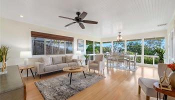 1350  Laukahi Street Waialae Iki, Diamond Head home - photo 6 of 25