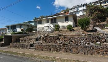 1358  Makaikoa St Waialae Nui Rdge,  home - photo 1 of 20