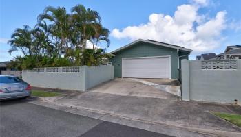 1366  Akiahala Pl Kaopa, Kailua home - photo 2 of 25
