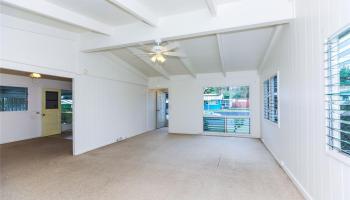 1366  Manu Aloha Street Kukanono, Kailua home - photo 2 of 25