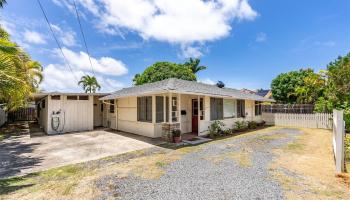 138  Kapaa Street Kalama Tract, Kailua home - photo 3 of 21