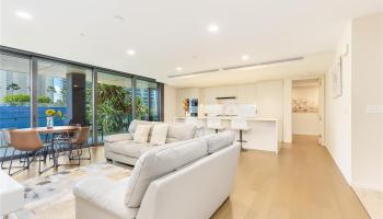 Park Lane condo # 1406, Honolulu, Hawaii - photo 3 of 25