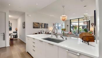 Park Lane condo # 5802, Honolulu, Hawaii - photo 4 of 25