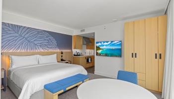 Sky Ala Moana East condo # 3204, Honolulu, Hawaii - photo 4 of 25