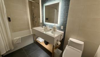 Sky Ala Moana East condo # 3306, Honolulu, Hawaii - photo 5 of 8