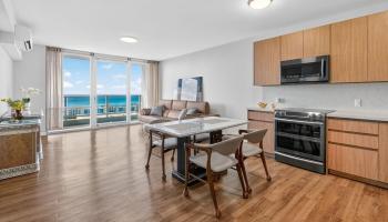 The Central Ala Moana condo # 2009, Honolulu, Hawaii - photo 4 of 24