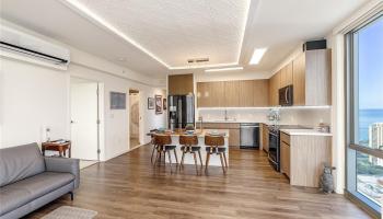 The Central Ala Moana condo # 4201, Honolulu, Hawaii - photo 4 of 13