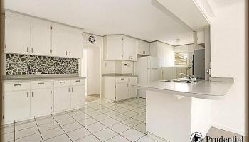 1398 Halekoa Dr Waialae Nui-lwr, Diamond Head home - photo 5 of 20