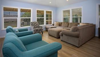 14  Hakumele Pl Old Pali, Honolulu home - photo 4 of 25