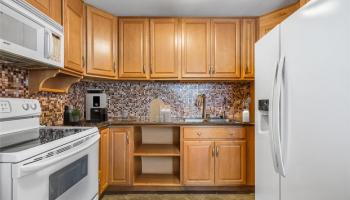 Barclay condo # 302, Honolulu, Hawaii - photo 6 of 21