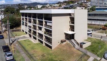 Lusitana Gardens condo # 305, Honolulu, Hawaii - photo 2 of 8