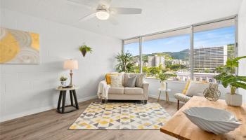 Maile Terrace condo # B/706, Honolulu, Hawaii - photo 3 of 18 Maile Terrace condo # B/706, Honolulu, Hawaii - photo 3 of 18