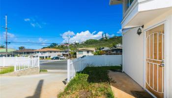 1411  Palolo Ave Palolo, Diamond Head home - photo 2 of 16