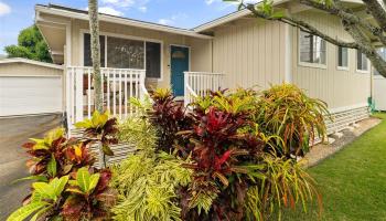 1412 Humuula Street Keolu Hills, Kailua home - photo 1 of 25 1412 Humuula Street Keolu Hills, Kailua home - photo 1 of 25