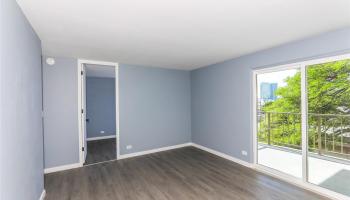 Luna-Liho Towers condo # 401, Honolulu, Hawaii - photo 4 of 19