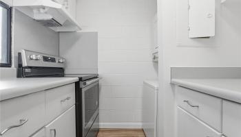 Luna-Liho Towers condo # 704, Honolulu, Hawaii - photo 2 of 17