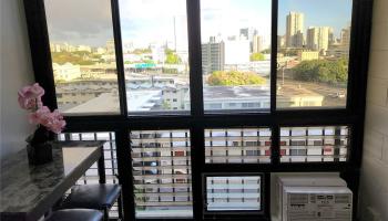 Luna-liho Towers condo # 806, Honolulu, Hawaii - photo 5 of 25
