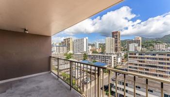 Luna-Liho Towers condo # 909, Honolulu, Hawaii - photo 1 of 19