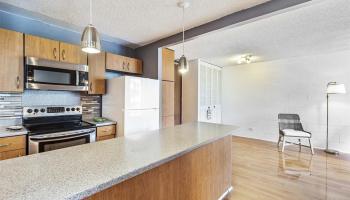 Jason Apts condo # 502, Honolulu, Hawaii - photo 5 of 17