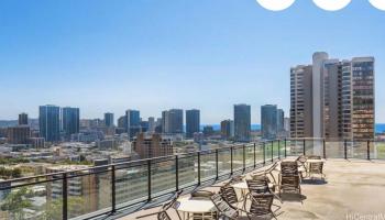 Town House condo # 201, Honolulu, Hawaii - photo 2 of 23