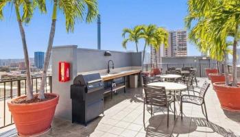 Town House condo # 201, Honolulu, Hawaii - photo 3 of 23