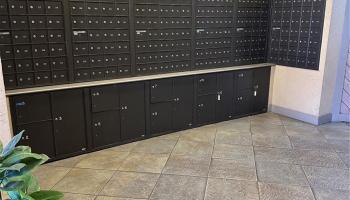 Town House condo # 201, Honolulu, Hawaii - photo 5 of 23