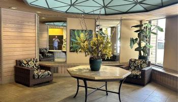 Town House condo # 201, Honolulu, Hawaii - photo 6 of 20