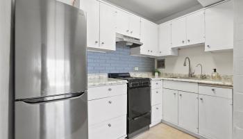 Town House condo # 408, Honolulu, Hawaii - photo 5 of 18