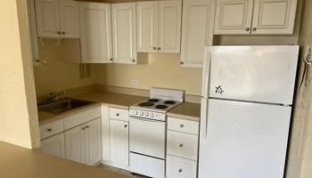 Town House condo # 915, Honolulu, Hawaii - photo 4 of 8