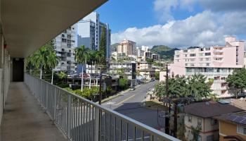 Victoria Towers condo # 702, Honolulu, Hawaii - photo 2 of 25 Victoria Towers condo # 702, Honolulu, Hawaii - photo 2 of 25