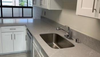 Victoria Towers condo # 704, Honolulu, Hawaii - photo 2 of 6