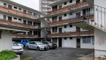 1420 Wilder Ave Honolulu - Multi-family - photo 3 of 25