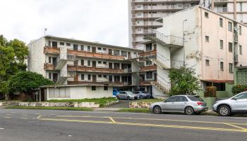 1420 Wilder Ave Honolulu - Multi-family - photo 4 of 25