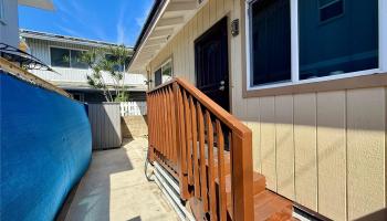 1424  Holelua Place Liliha, Honolulu home - photo 2 of 25