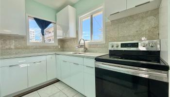 1424  Holelua Place Liliha, Honolulu home - photo 6 of 25