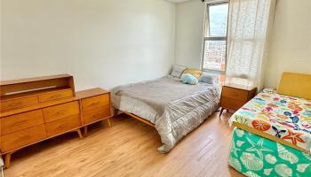 Liliha Square condo # 7G, Honolulu, Hawaii - photo 3 of 5