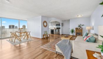 Academy Towers condo # 22E, Honolulu, Hawaii - photo 1 of 1