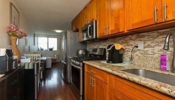 1426 Keeaumoku condo # B13, Honolulu, Hawaii - photo 5 of 12