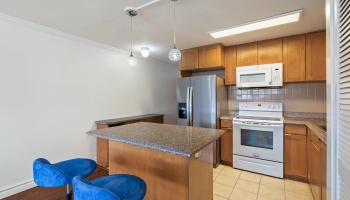 Alexander Gardens condo # 207, Honolulu, Hawaii - photo 5 of 10