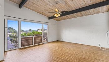 1427  Puanakau Street Foster Village, PearlCity home - photo 6 of 25